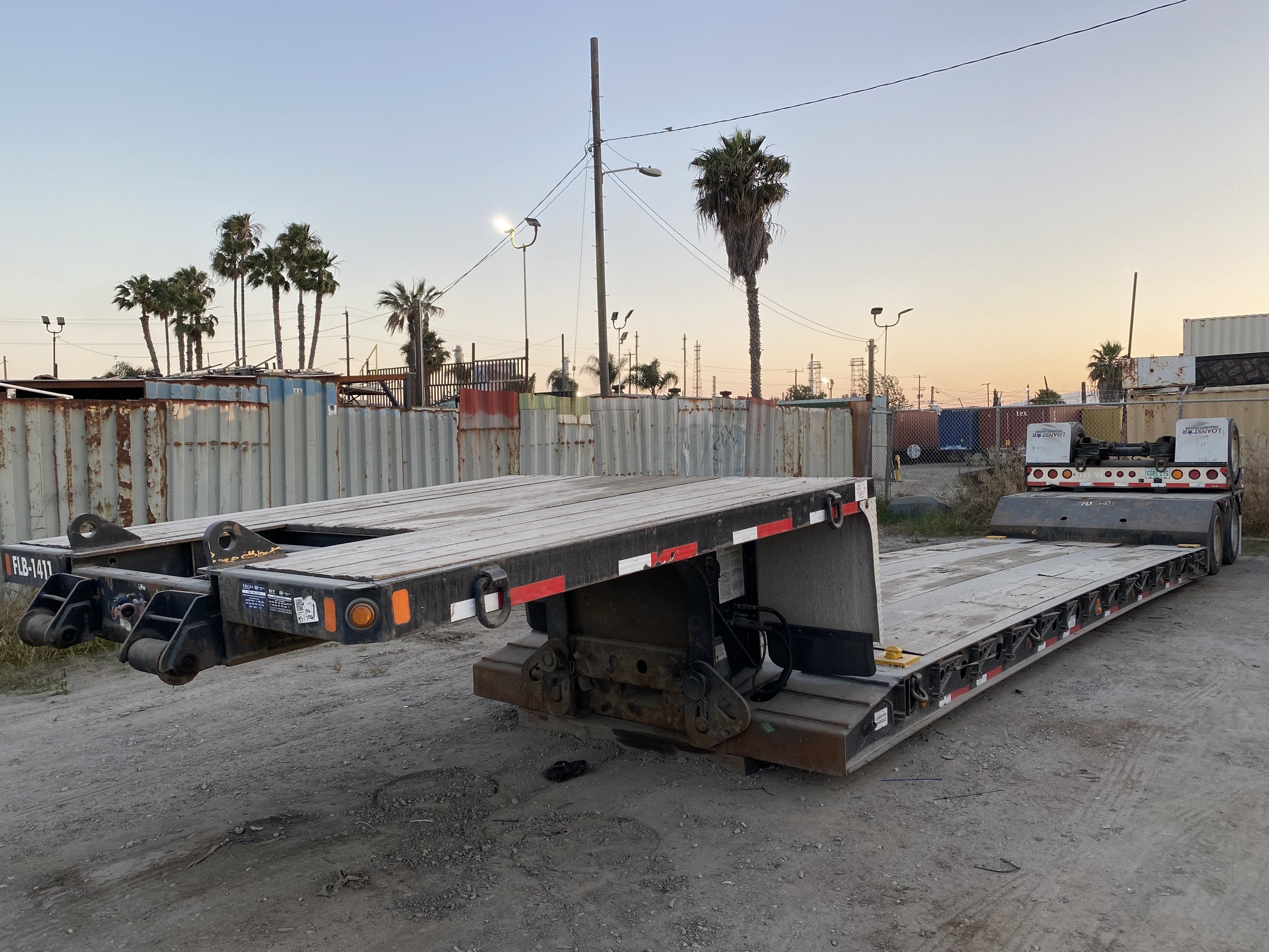 Renegade X20 lowbed trailer