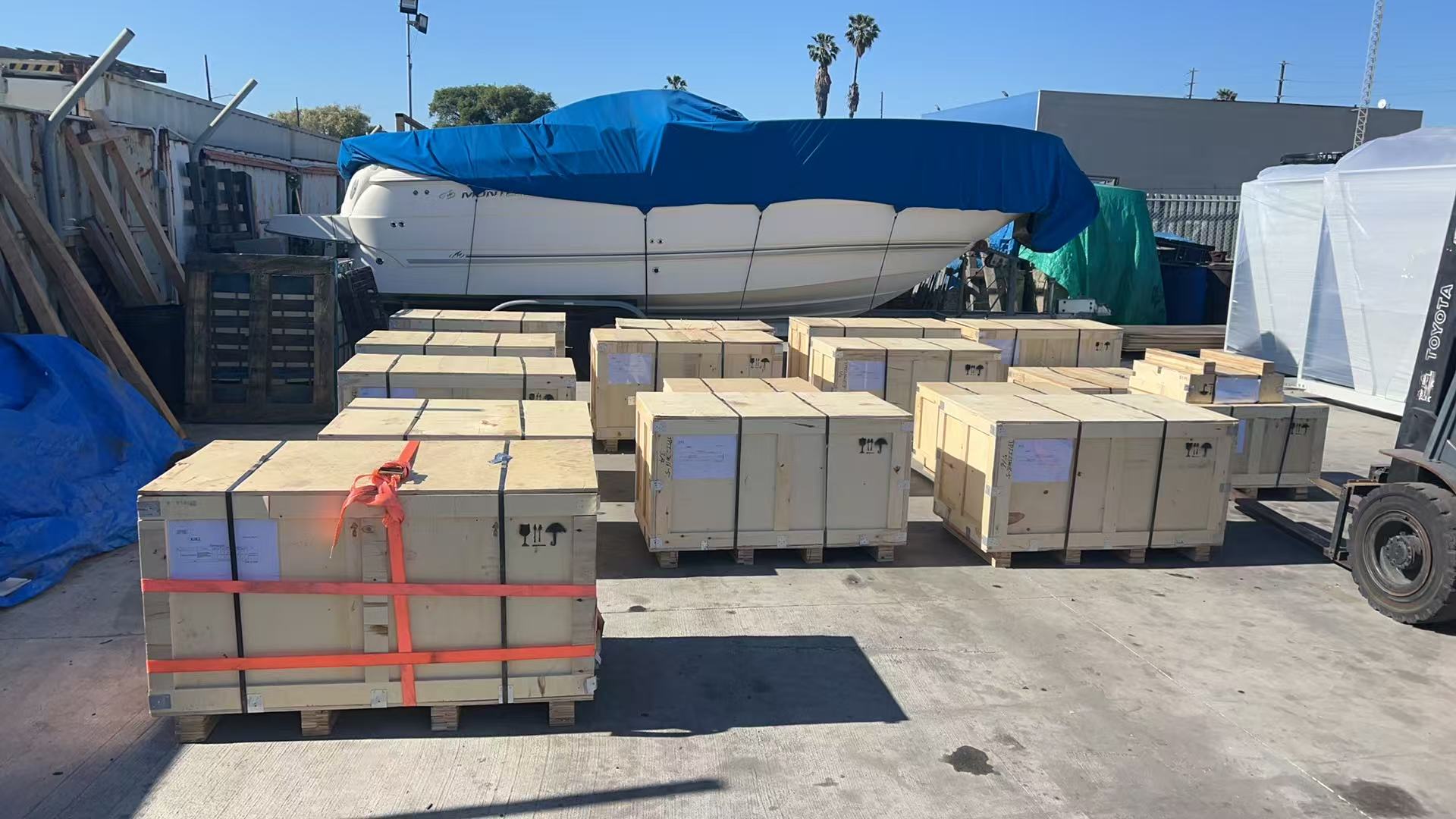 100,000 sq ft yard — staging area